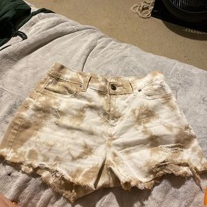 Soft Aerie shorts// brown and white
